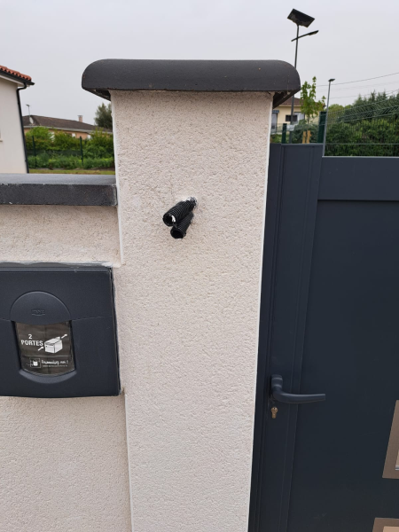 Installation d'une Motorisation de portail et d'un visiophone à Mautauban